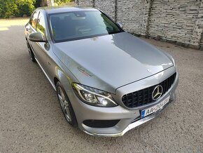 Mercedes c250 AMG line  4matic w205 kupované na Slovensku - 17