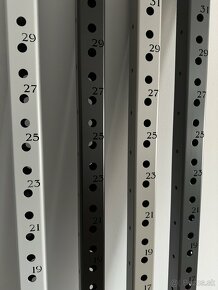 Wallmount rack / stojan o stenu - 17