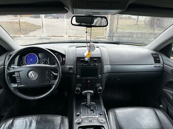 Volkswagen Touareg 3.0 V6 TDI - 17