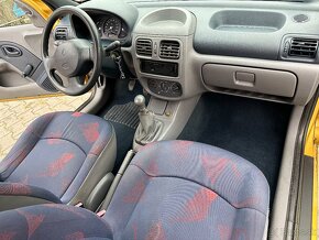 Renault Clio 1.2 RL - 17