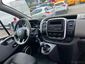 RENAULT TRAFIC - 17