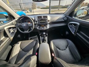 Toyota RAV4 2.2l D-4D 150 Lux Top stav Kúpené v SR - 17