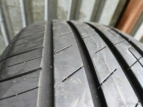 Špičkové letné pneu GoodYear - 215/55 r17 98W - 17