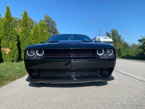 Dodge Challenger 5.7 Hemi Super Track Pack - 17