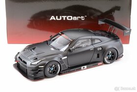 1:18 Autoart okruhové modely. - 17