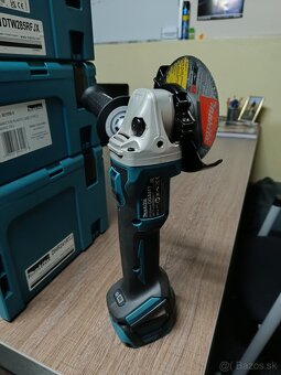 Makita - 17