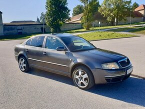 Škoda Superb 2.5TDI - 17