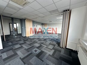 Prenájom: MAXEN, Administratívny priestor 660 m2 , 3. poscho - 17