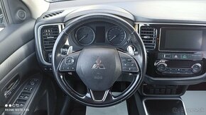 Mitsubishi Outlander 2,2 DI-D  4WD  A/T EDITION 100  7M - 17