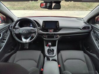 Hyundai i30 CW, benzín, V ZÁRUKE, nové kúp. na Slovensku - 17