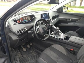 NA PREDAJ PEUGEOT 5008 ACTIVE 1,6 BLUE HDI - 17