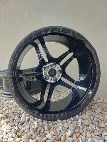 Kolesá / Disky Mercedes Benz AMG 5x112 R21 - 17