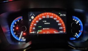 Toyota Corolla 1.8 Hybrid e-CVT Comfort - 17