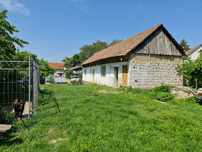 Chata s Pozemkom 1606 m2 aj na výstavbu RD, výborná lokalita - 17