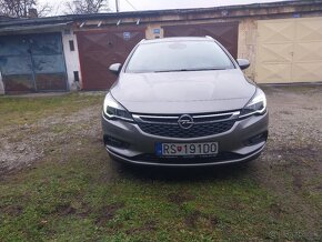 Opel Astra 1.6 81kw najvyššia výbava - 17