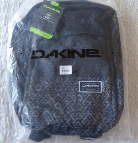 Nový Batoh - DAKINE Capitol 23l - 17