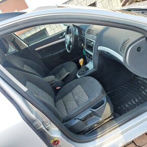 Škoda Octavia 2 Facelift 1.6TDI 77KW, 11/2011 - 17