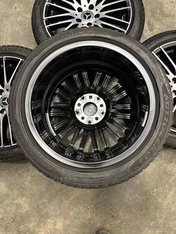 Zimná sada 5x112 R18 , 225/45/18 Mercedes C Klass W206 - 17