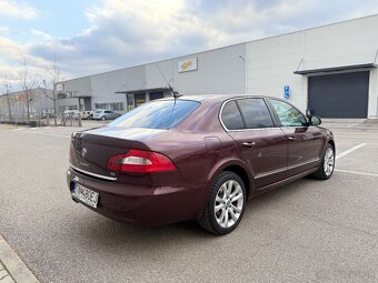 Škoda Superb 2 2.0 TDi M6 sedan - 17