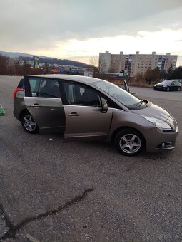 Predám Peugeot 5008 - 17