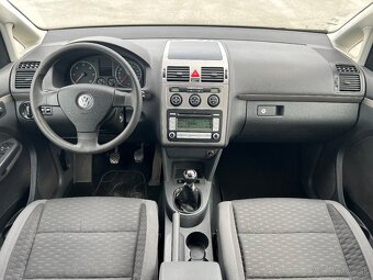 VOLKSWAGEN TOURAN 1,9TDi 77kW BXE 7 MIEST dovoz FR - 17