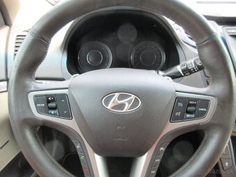 Hyundai i40 1.7 CRDi Premium A/T - 17