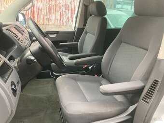 VOLKSWAGEN CARAVELLE 2,5 TDi - 17