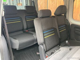 VOLKSWAGEN CADDY MAXI 1,6 TDi 7míst záruka km - 17