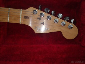 Fender AM STD STRAT MN LPB W/C	04/1997 USA - 17