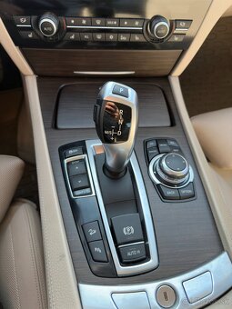 BMW 740D x-drive - 17