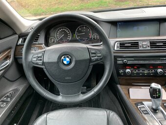 BMW Rad 7 730 Ld F02 - 17