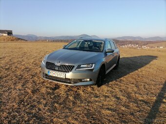 Škoda Superb 2019 webasto ťažne virtual kokpit

 - 17