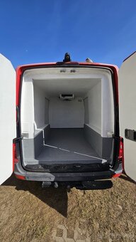 Volkswagen Crafter 2.0TDI Chladiarenská dodávka - 17