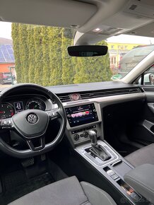 Volkswagen Passat - 17