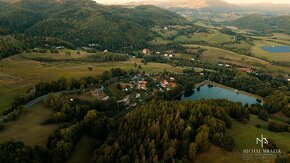 Ponúkame Vám na predaj slnečný stavebný pozemok v blízkosti - 17