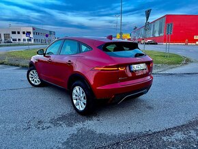 Jaguar E pace - 17