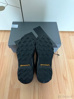 Predám detské topánky barefoot aj outdoorové v. 37 a 36 2/3 - 17