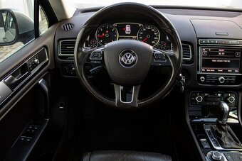 Volkswagen Touareg II 3.0 V6 TDI BMT 4MOTION 2018 - 17