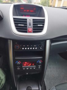 PEUGEOT 207SW 1.6 HDI - 17