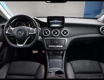 Mercedes benz CLA 180 AMG Line A/T - 17