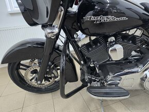 Harley Davidson - 17