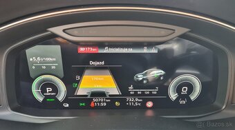 AUDI Q8 55 TFSI E PHEV QUATTRO TIPTRONIC / MOŽNÝ ODPOČET DPH - 17