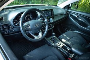 HYUNDAI i30 1.6 CRDi Comfort 2021 - 17