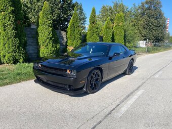 Dodge Challenger 5.7 Hemi Super Track Pack - 17