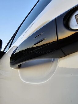 Citroen C3 PureTech 110 S&S Shine A/T - 17