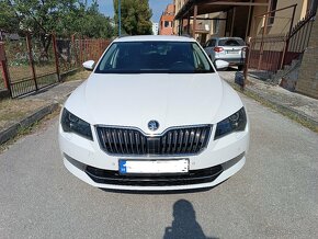 Škoda Superb combi - 17