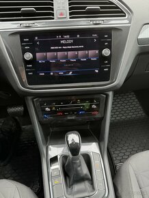 Volkswagen Tiguan 2.0 TDI EVO Life DSG - 17