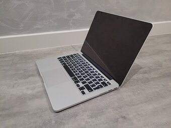 MacBook Pro 13,3" - 17