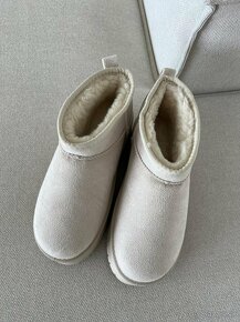 Ugg platform mini dámske čižmy béžové krémové - 17