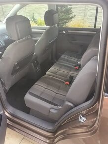 Volkswagen Touran 2,0 TDI - 17